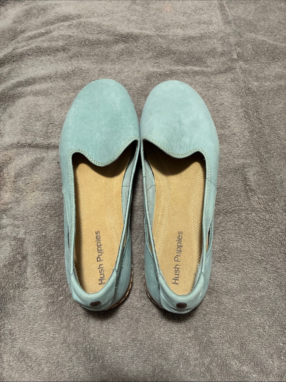Hush Puppies Women's Mint Suede Slip-On Flats